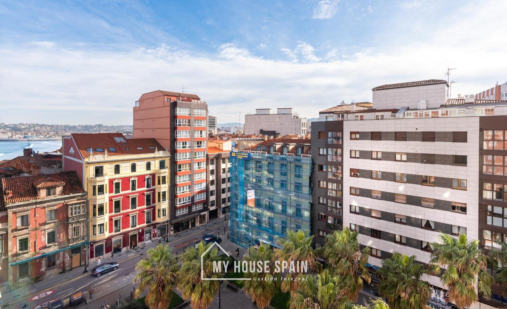 Myhousespain - Radiante Piso Junto A La Playa Gijón Exterior foto