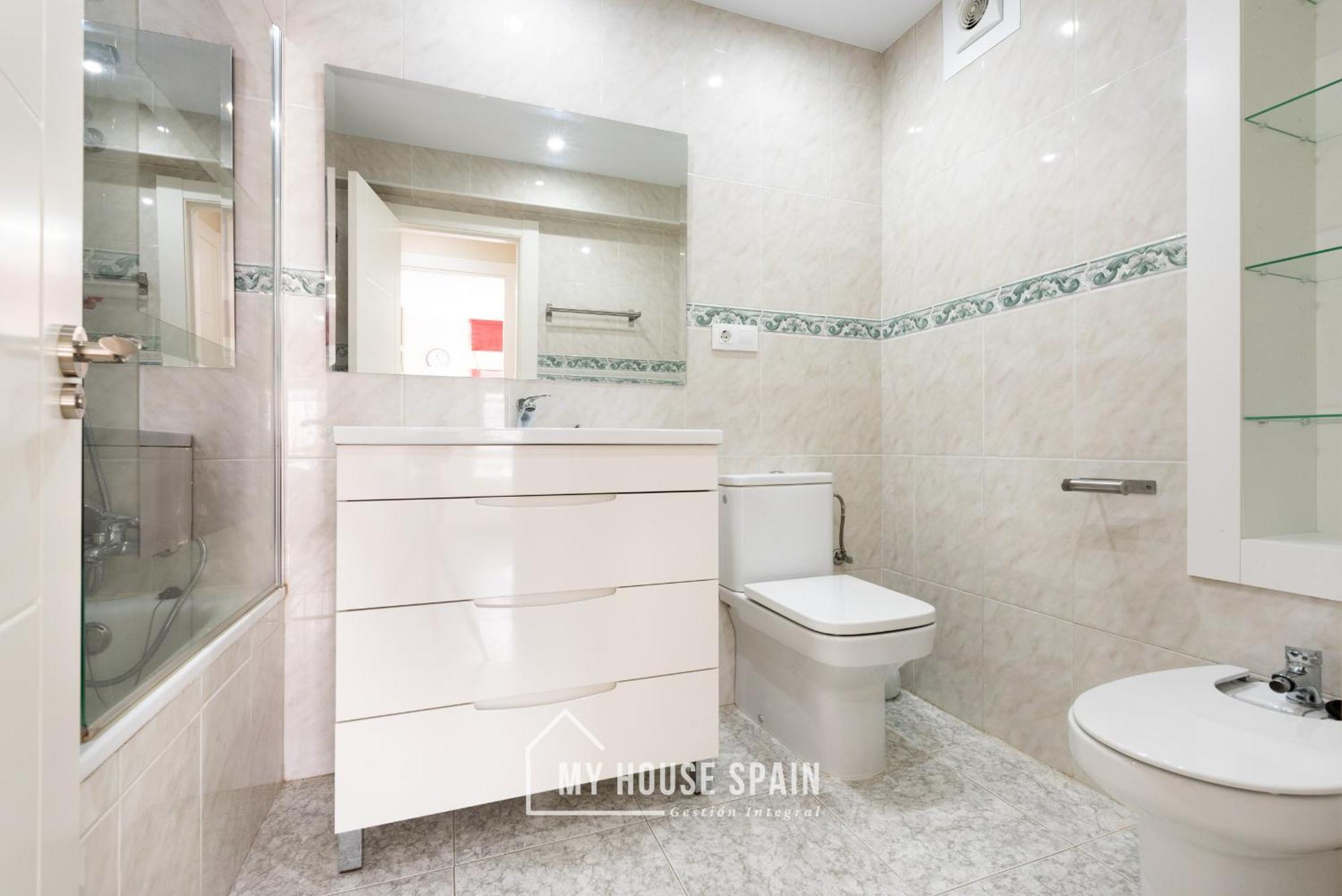 Myhousespain - Radiante Piso Junto A La Playa Gijón Exterior foto