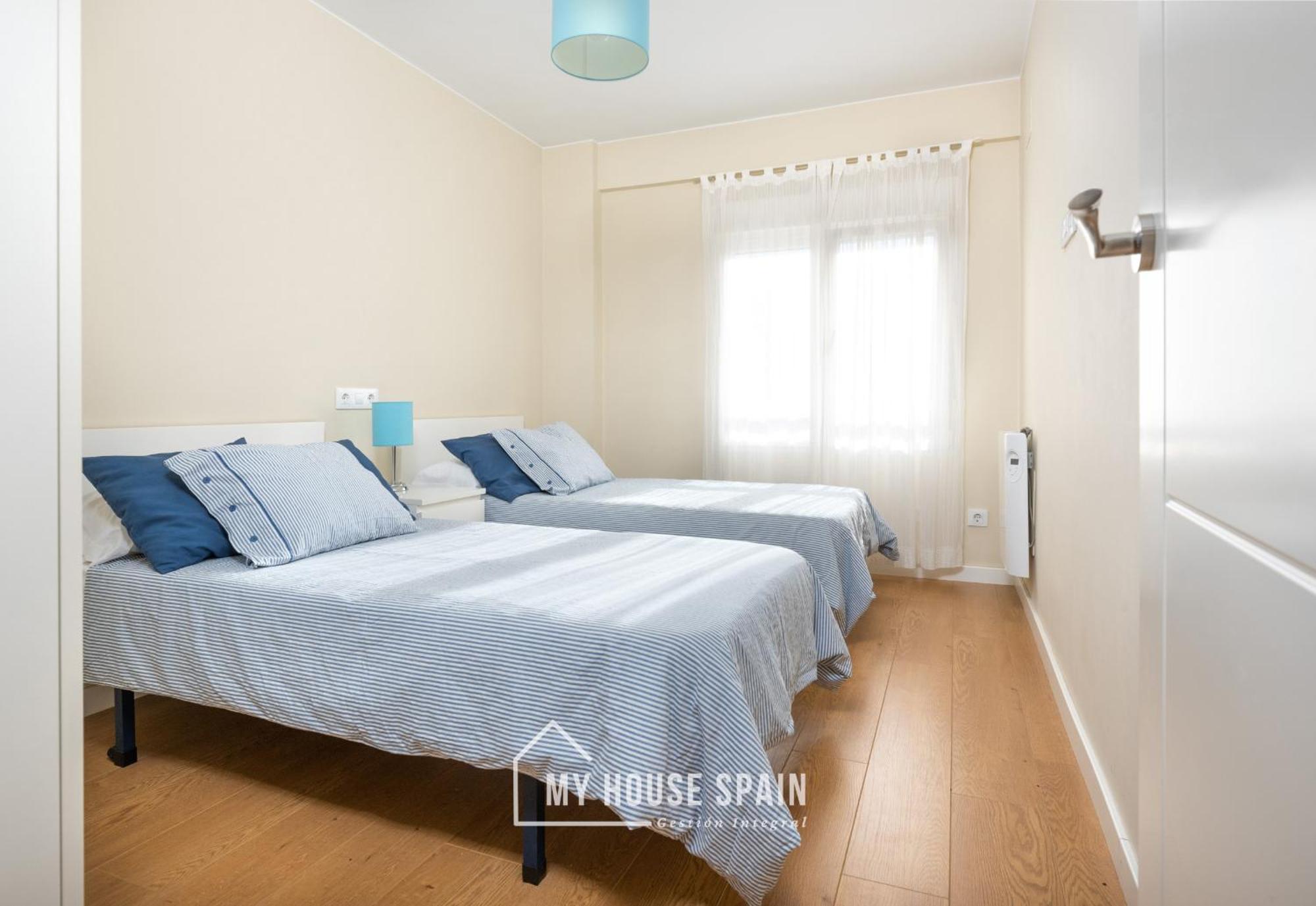 Myhousespain - Radiante Piso Junto A La Playa Gijón Exterior foto